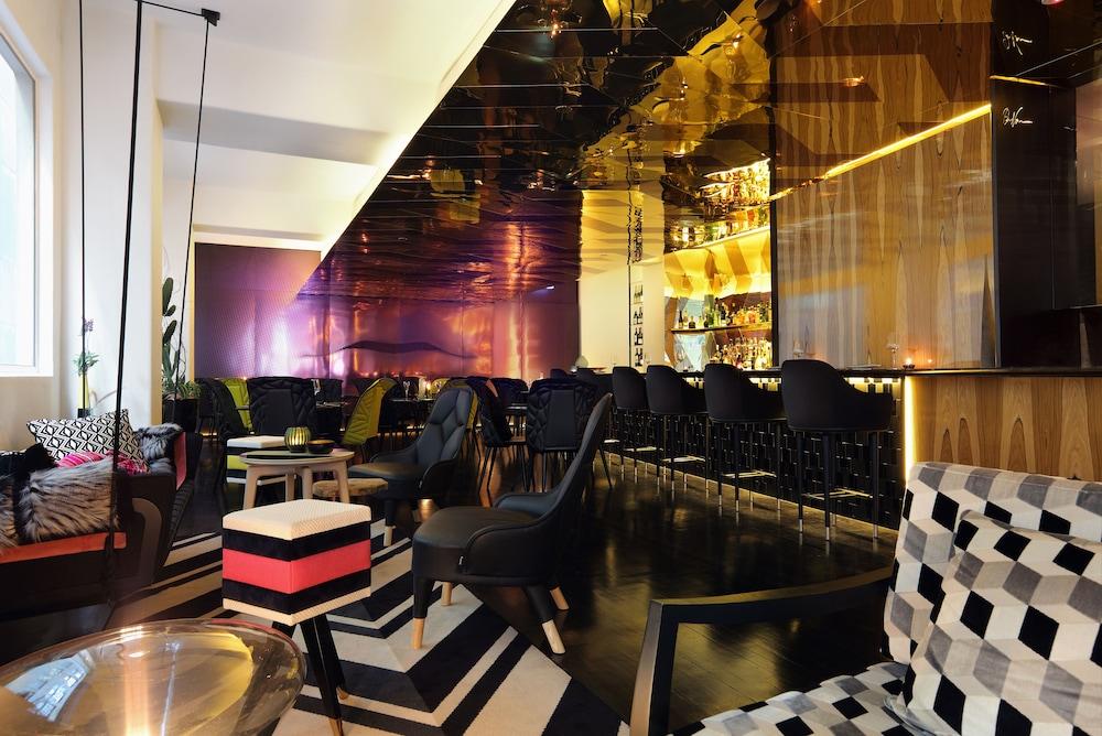 Adelphi Hotel Melbourne Exterior foto The bar at the 1001 nights lounge